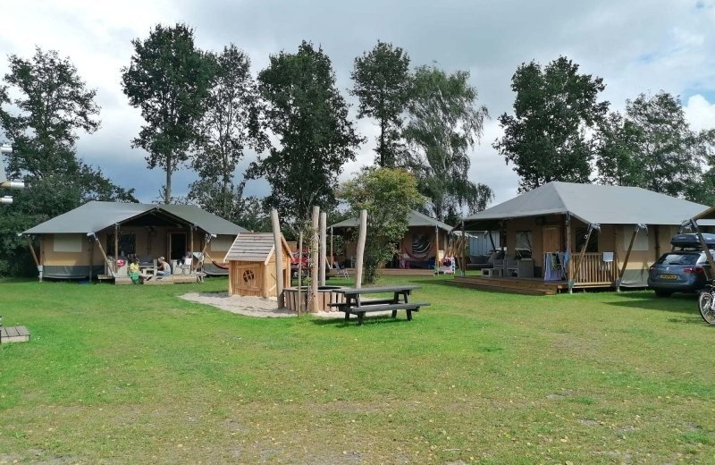 Charming glamping lodge!