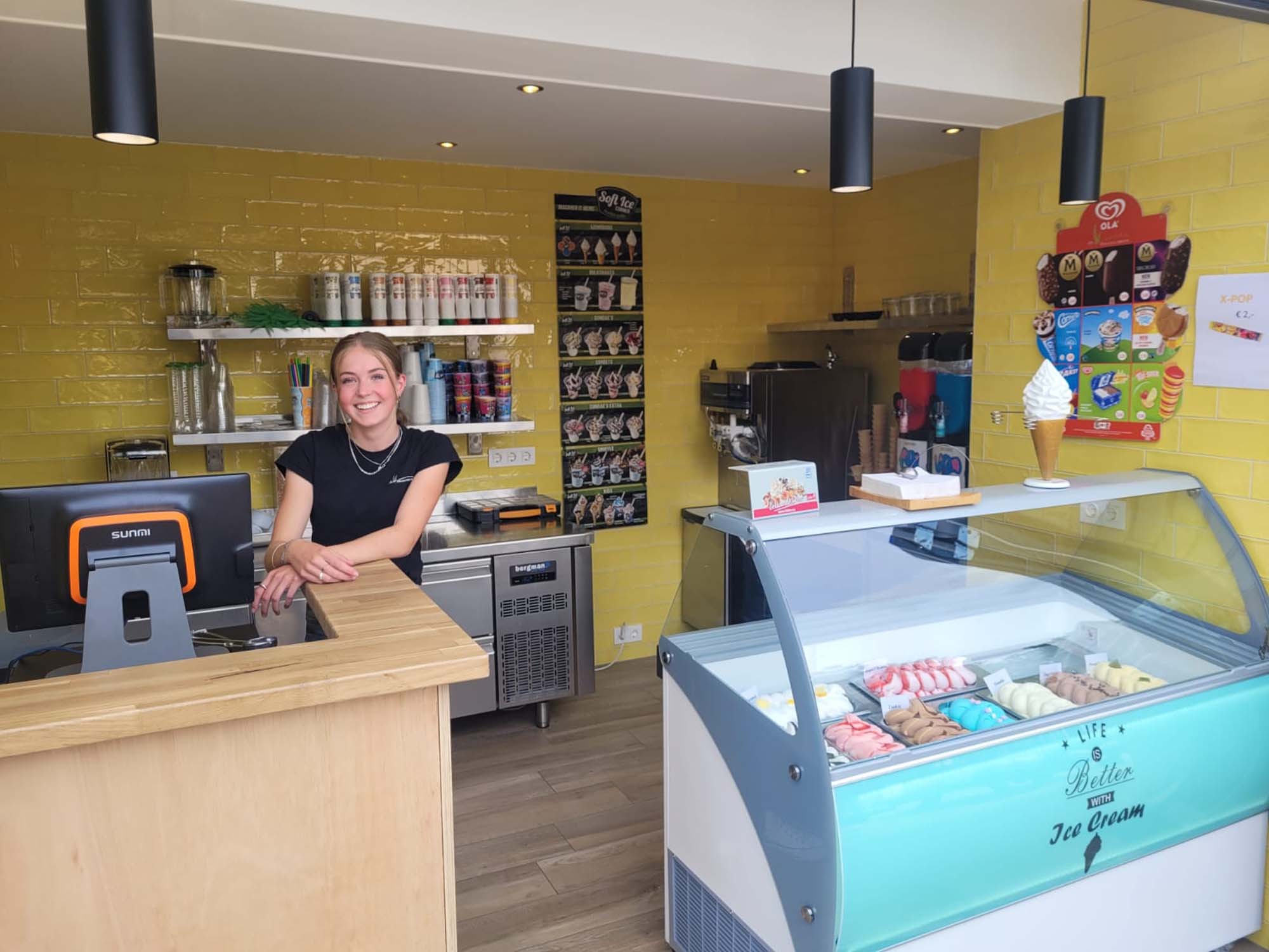 Ice cream parlour